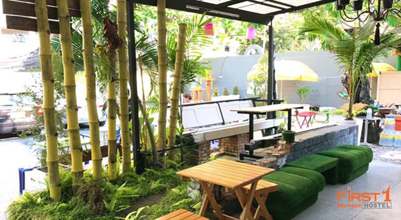 First 1 Boutique Hostel At Sukhumvit 1 Bangkok Exteriér fotografie