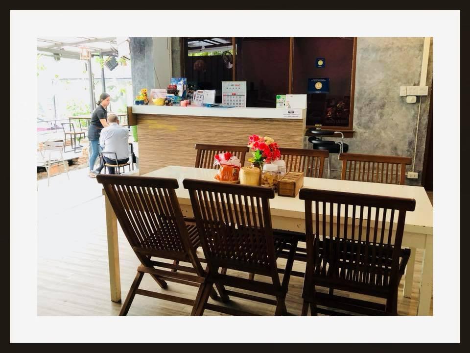 First 1 Boutique Hostel At Sukhumvit 1 Bangkok Exteriér fotografie