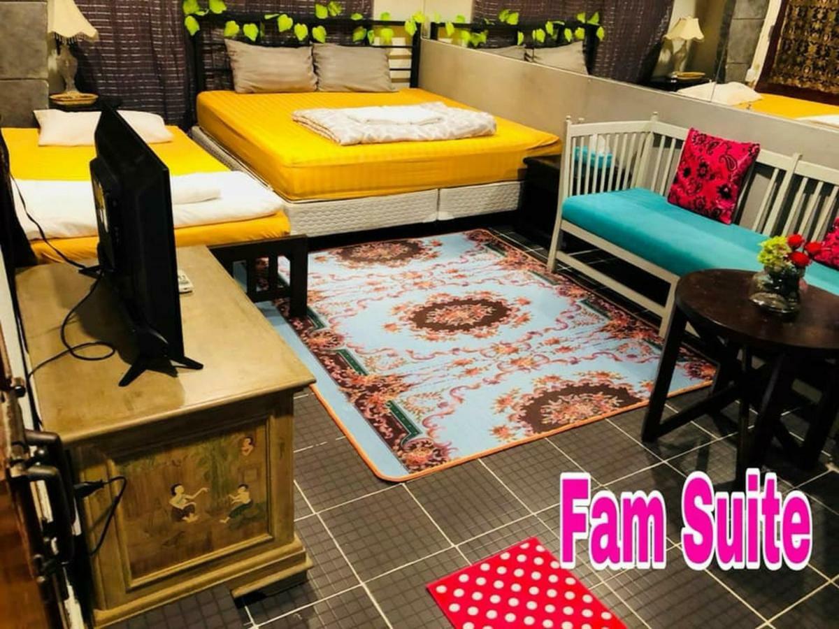 First 1 Boutique Hostel At Sukhumvit 1 Bangkok Exteriér fotografie